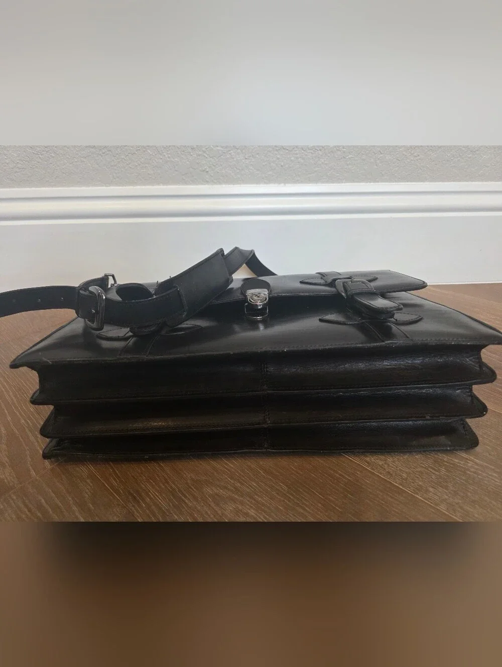 Classic Black Leather Briefcase With Shoulder Strap - Men Or Womens Work Bag